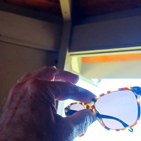 Maui Jim Howzit MJ 734-10 Tokyo Tortoise Brand New - Picture 1 of 7